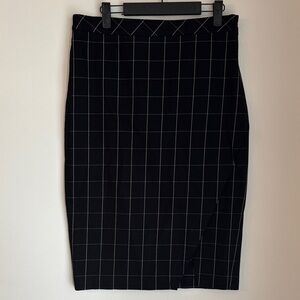 Banana Republic Black Grid faux wrap long Pencil Skirt Women’s size 8 tall EUC!
